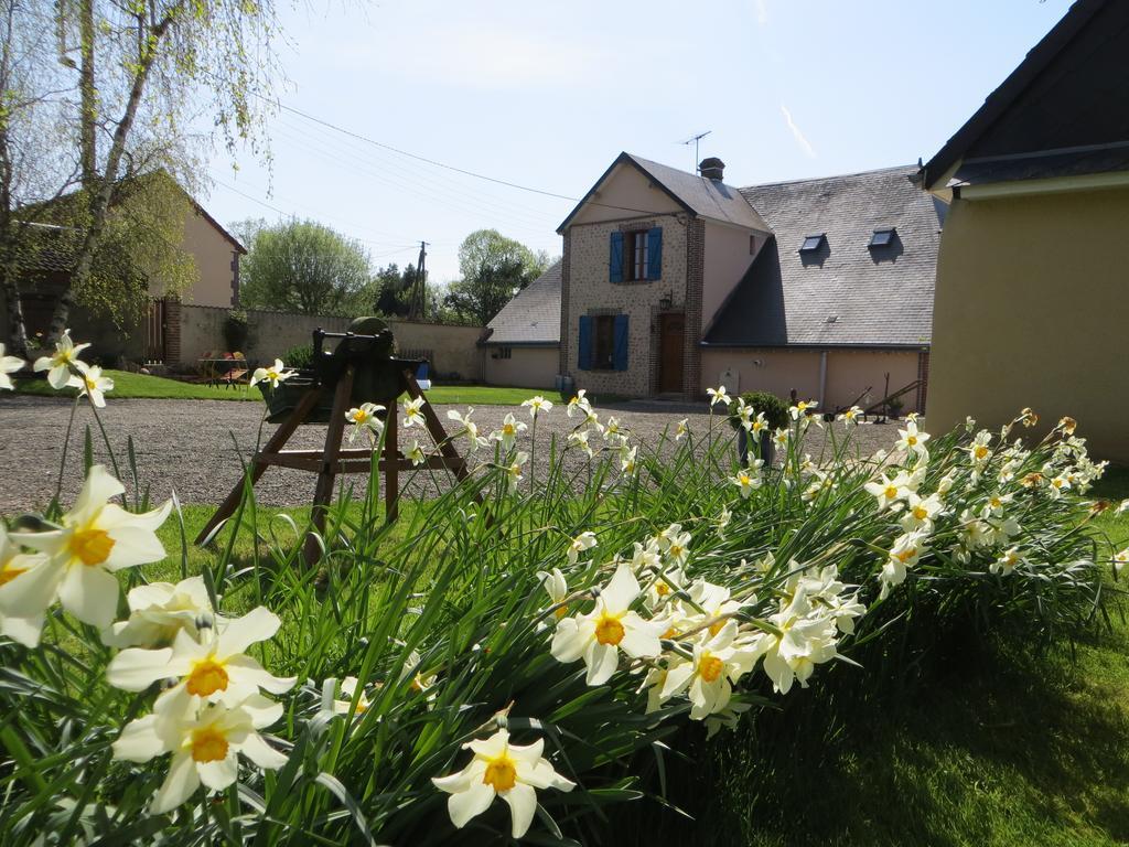 Bed and Breakfast Les Logis du Breuil à Marchéville Extérieur photo