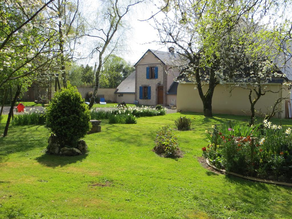 Bed and Breakfast Les Logis du Breuil à Marchéville Extérieur photo